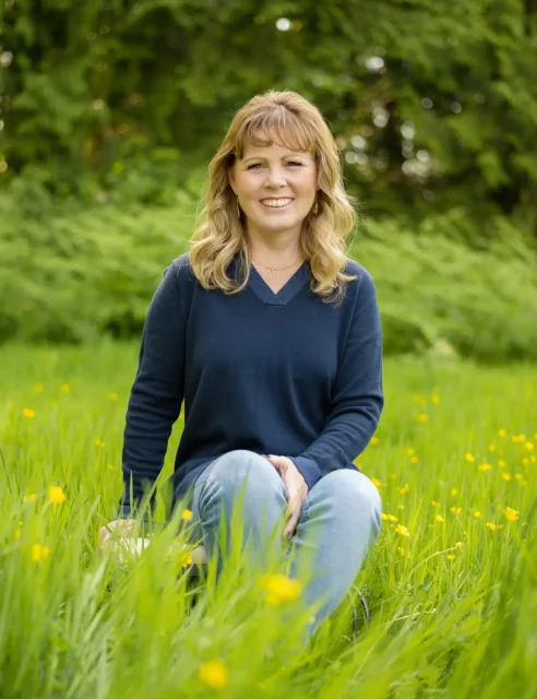 Author Lisa N. Phillips